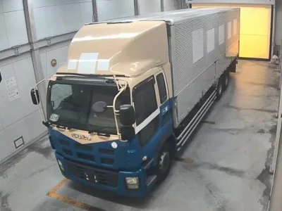 Isuzu TRUCK