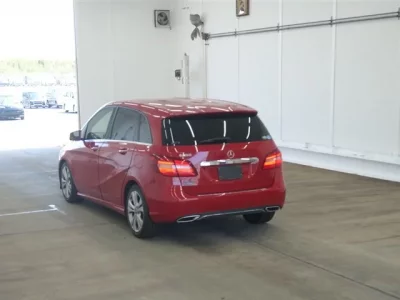 Mercedes-Benz B CLASS