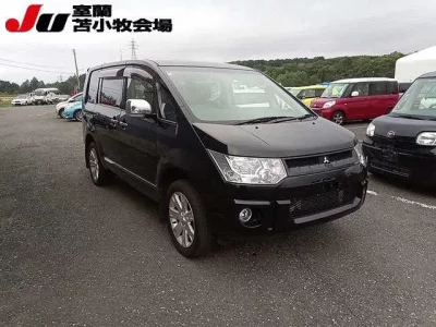 Mitsubishi DELICA D5