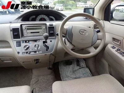 Toyota RAUM