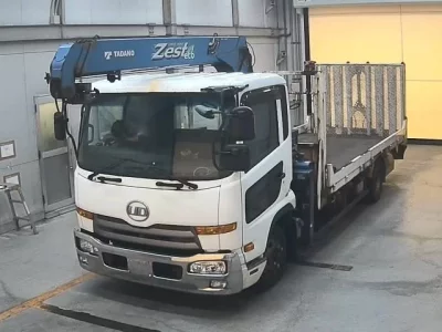 Nissan CONDOR