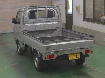 Nissan CLIPPER TRUCK