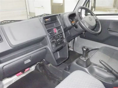 Nissan CLIPPER TRUCK