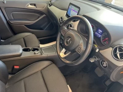 Mercedes-Benz B CLASS