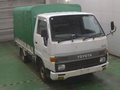 Toyota HIACE TRUCK
