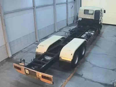 Isuzu TRUCK