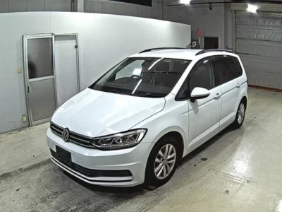 Volkswagen GOLF TOURAN