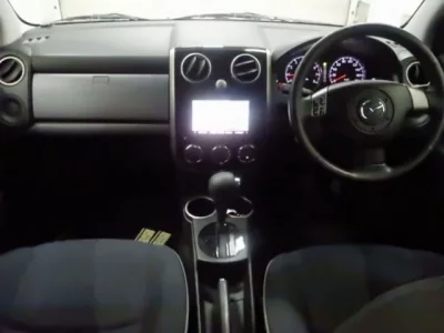 Mazda VERISA