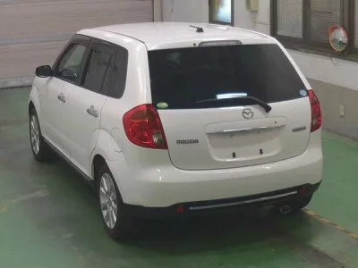 Mazda VERISA