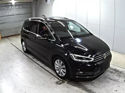 Volkswagen GOLF TOURAN