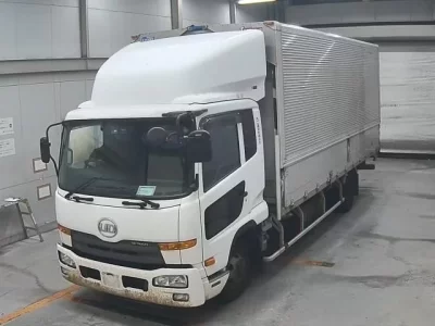 Nissan CONDOR