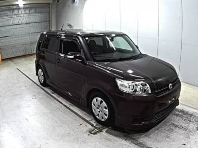 Toyota COROLLA RUMION