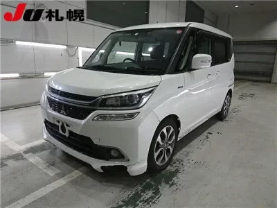 Mitsubishi DELICA D2