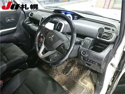 Mitsubishi DELICA D2