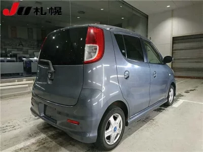 Suzuki MRWAGON
