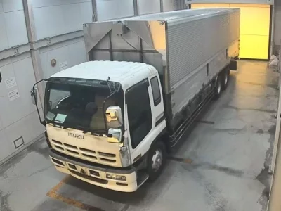 Isuzu TRUCK
