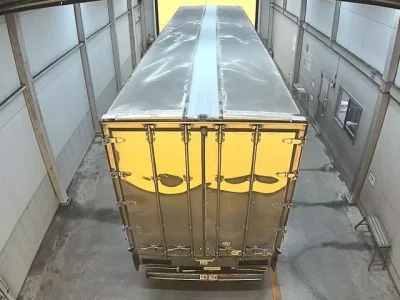 Isuzu TRUCK