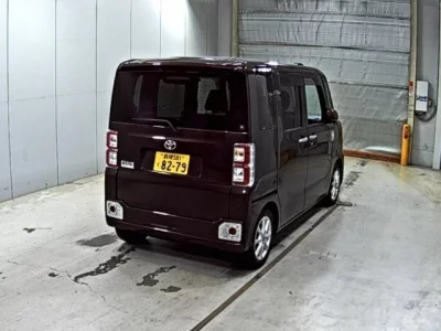 Toyota PIXIS MEGA
