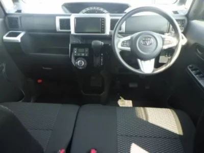 Toyota PIXIS MEGA