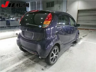 Mitsubishi I