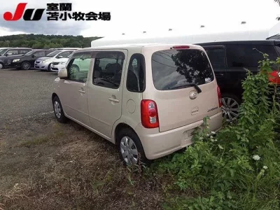 Daihatsu MIRA
