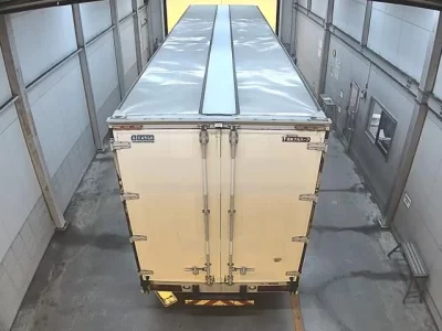 Isuzu TRUCK