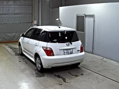 Toyota IST