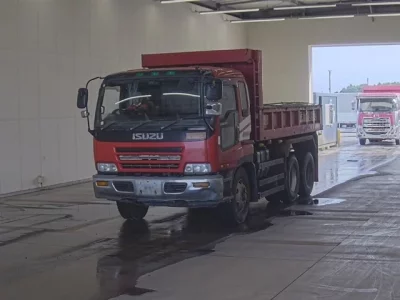 Isuzu GIGA