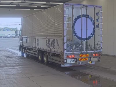 Isuzu GIGA