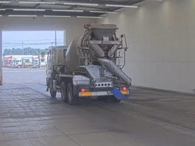 Isuzu GIGA