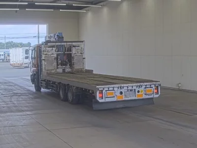 Isuzu GIGA