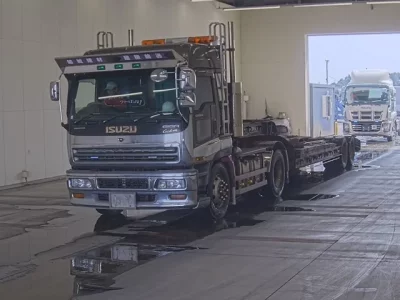 Isuzu GIGA