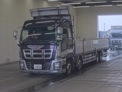 Isuzu GIGA