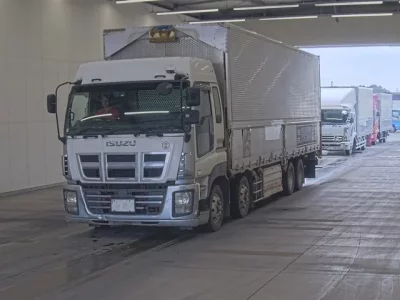 Isuzu GIGA