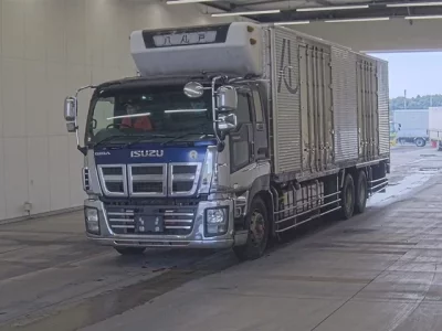 Isuzu GIGA