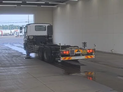 Isuzu GIGA