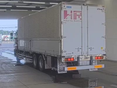 Isuzu GIGA