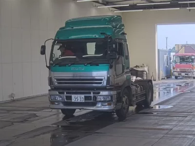 Isuzu GIGA