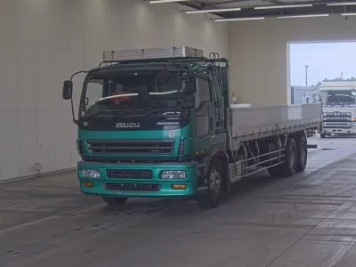 Isuzu GIGA