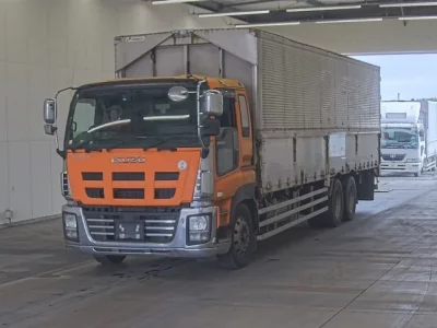 Isuzu GIGA