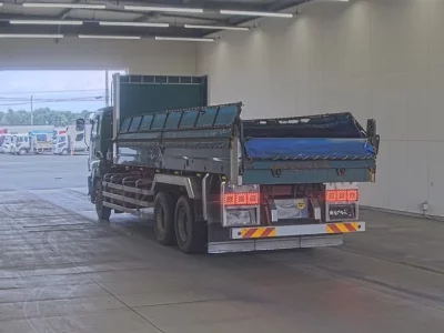 Isuzu GIGA