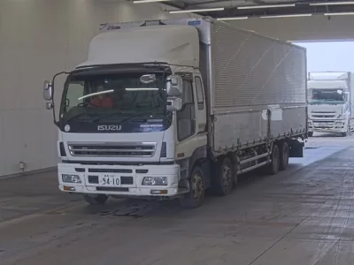 Isuzu GIGA