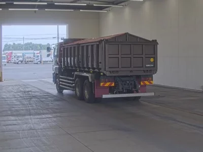 Isuzu GIGA