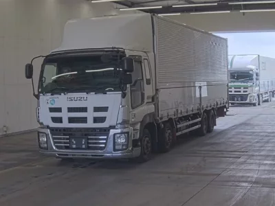 Isuzu GIGA