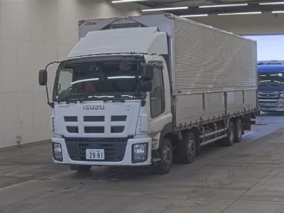 Isuzu GIGA