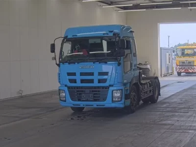 Isuzu GIGA