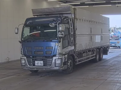 Isuzu GIGA