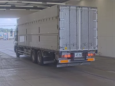 Isuzu GIGA