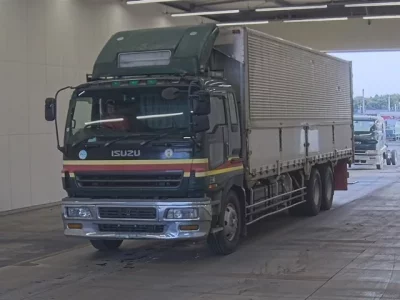 Isuzu GIGA