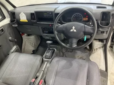 Mitsubishi MINICAB VAN
